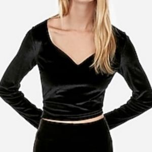 🆕️ NWT EXPRESS Black Velvet Crop Top